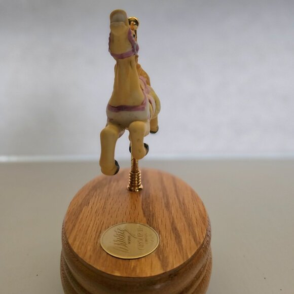 Willitts Musical Carousel Horse with Wood Base Plays Edelweiss # 8714 - Picture 5 of 16